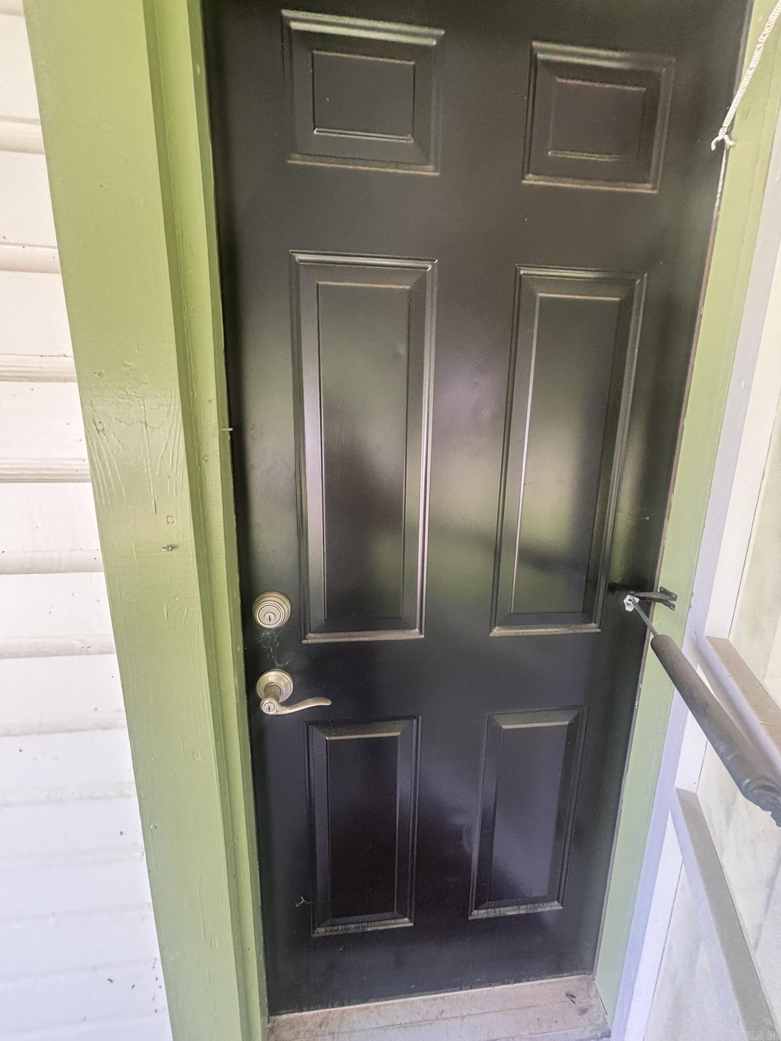 Property Photo:  912 Vivian  AR 71953 