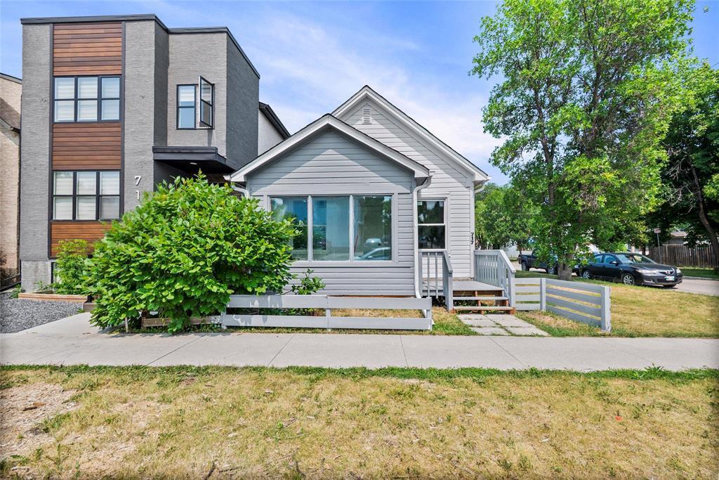 717 Lorette Avenue  Winnipeg MB R3M 1T8 photo