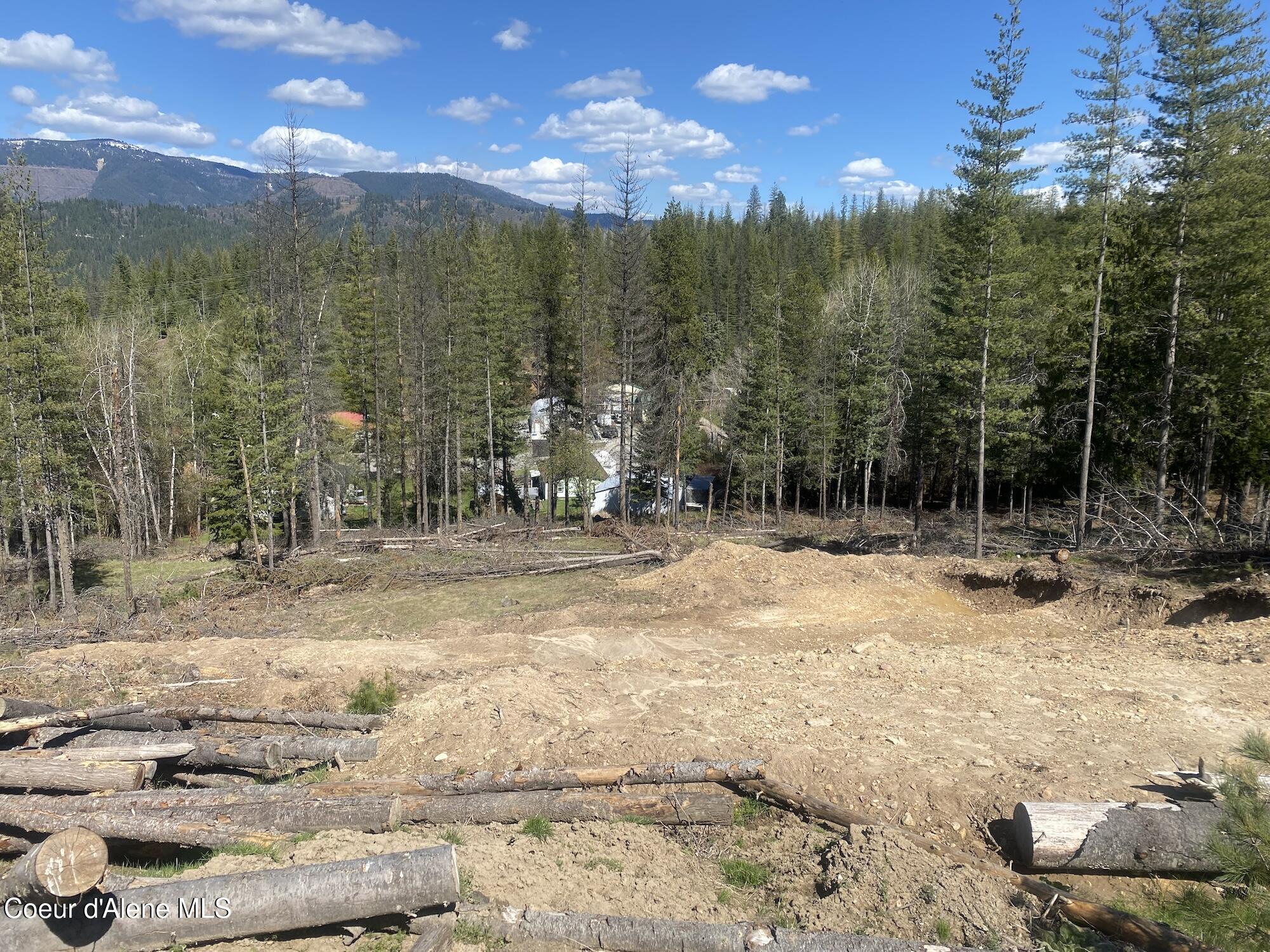Property Photo:  106 Blazing Saddle Ct  ID 83850 