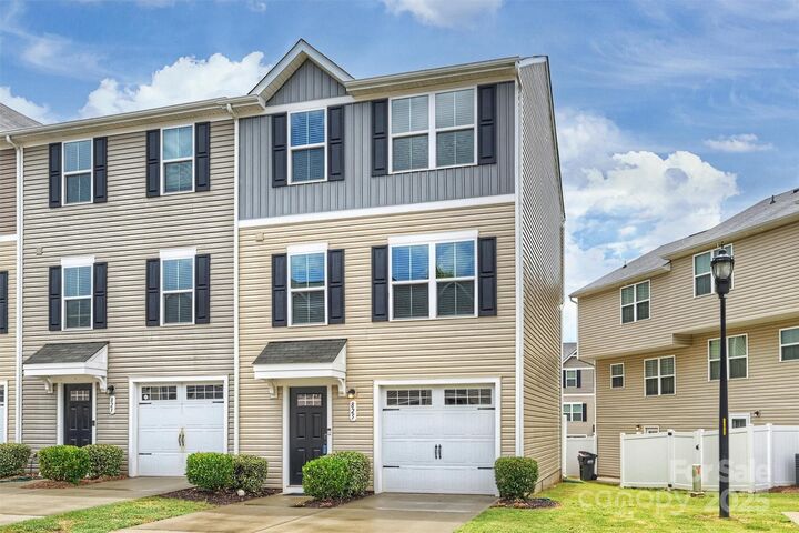 Property Photo: 825 Renee Avenue SC 29715