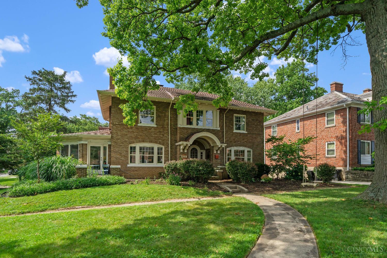 Property Photo: 6303 Montgomery Road OH 45213