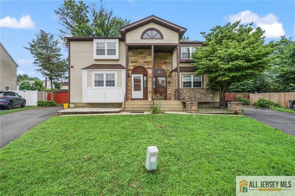 Property Photo:  21 Jeremy Drive  NJ 08810 