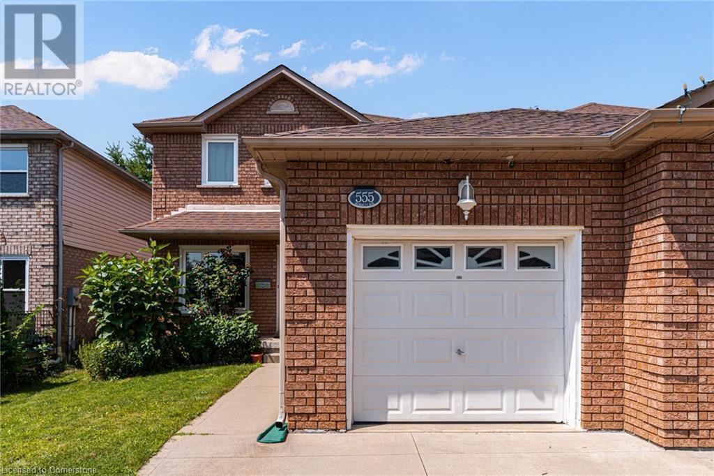 Property Photo: 555 Burnett Avenue ON N1T 1M6