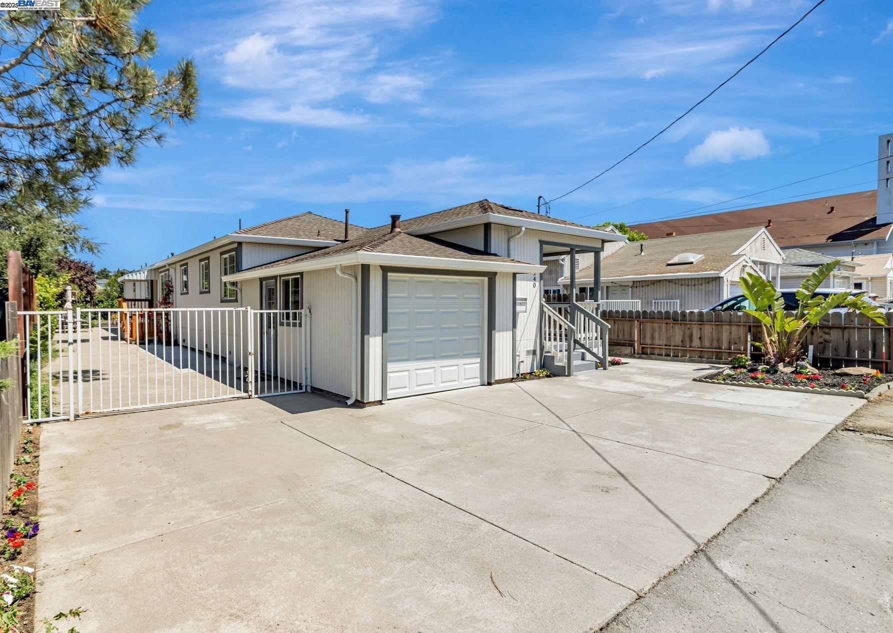 Property Photo:  2940 Somerset Ave  CA 94546 