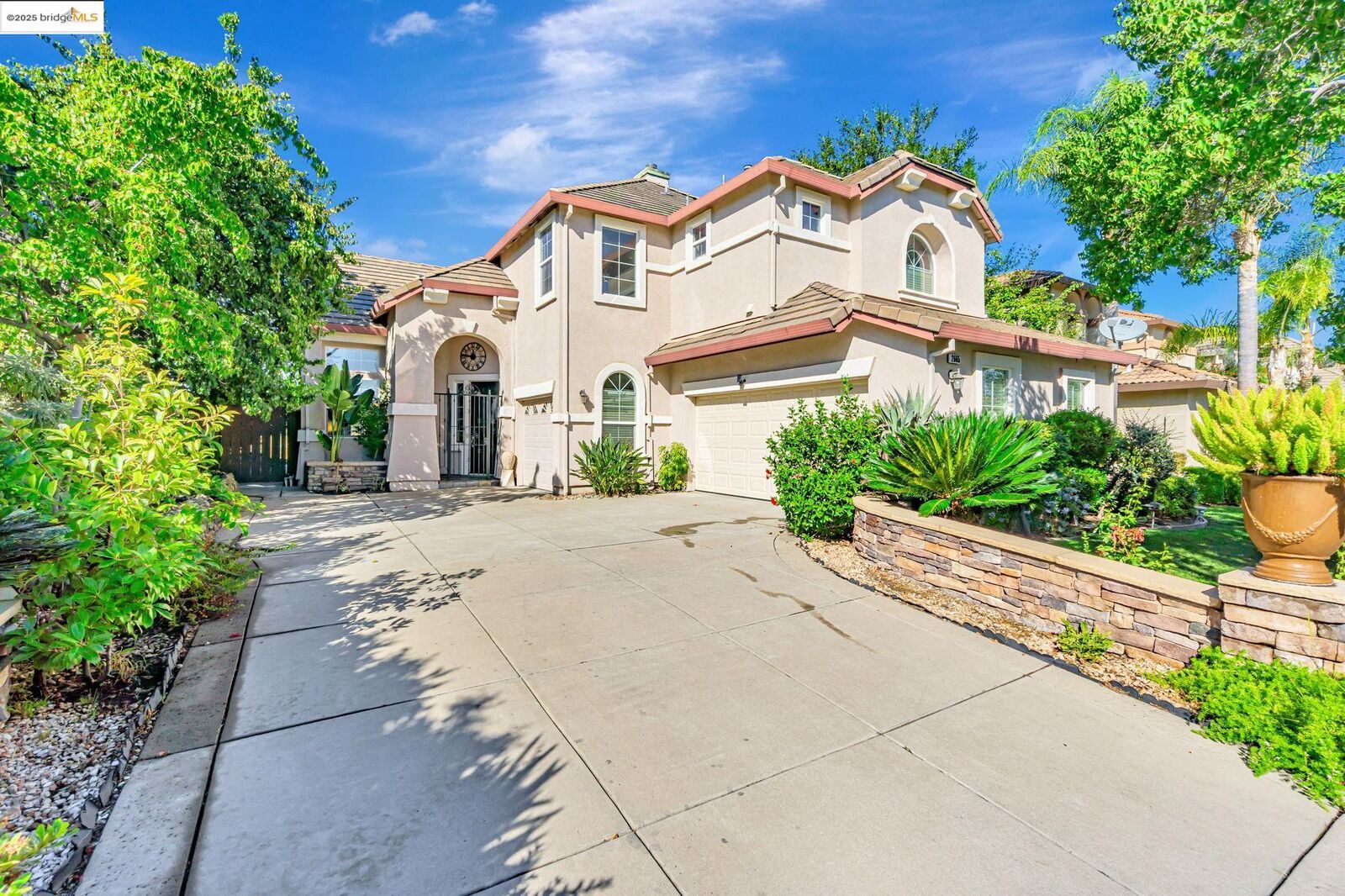 Property Photo:  2665 Torrey Pines Dr  CA 94513 