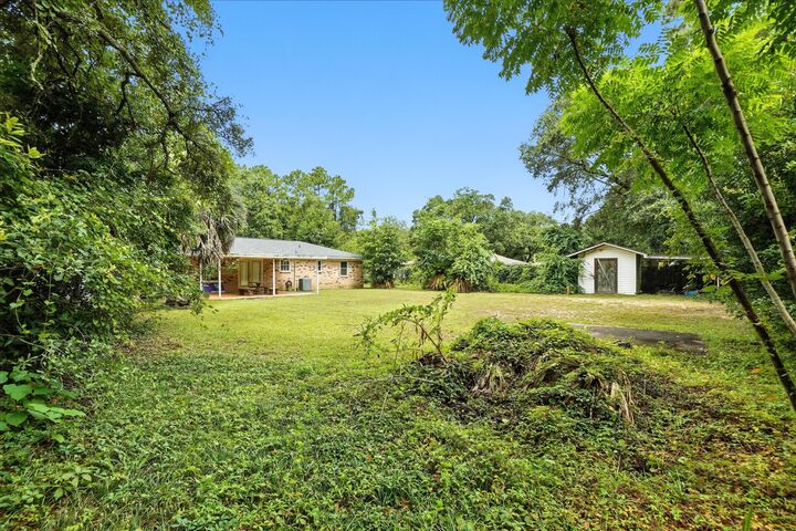 Property Photo:  5746 Jones Street  FL 32570 