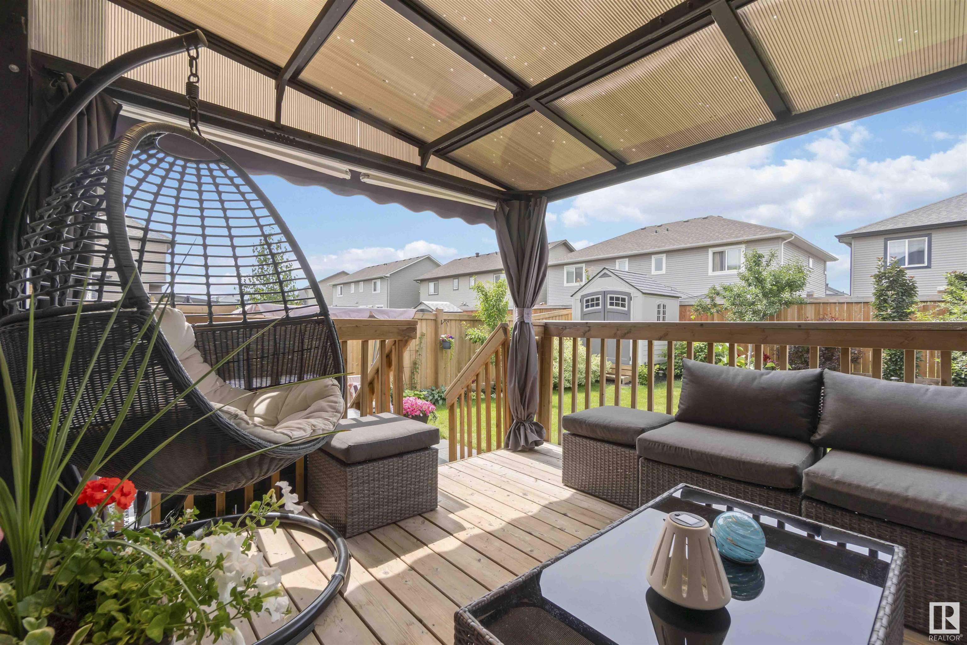 17638 63A Street NW  Edmonton AB T5Y 0Y8 photo