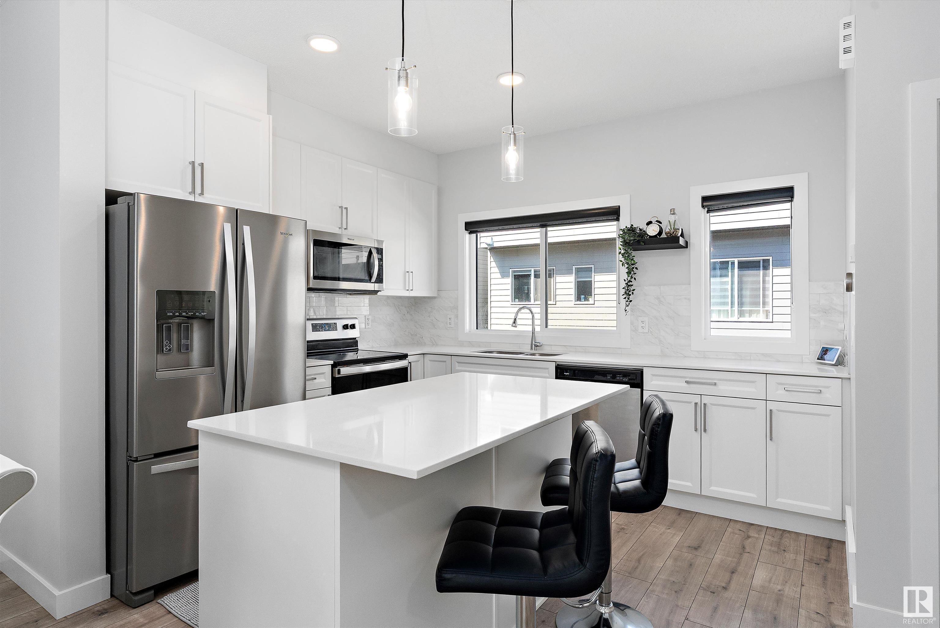 Property Photo:  804 Welsh Drive SW 161  AB T6X 1Y8 