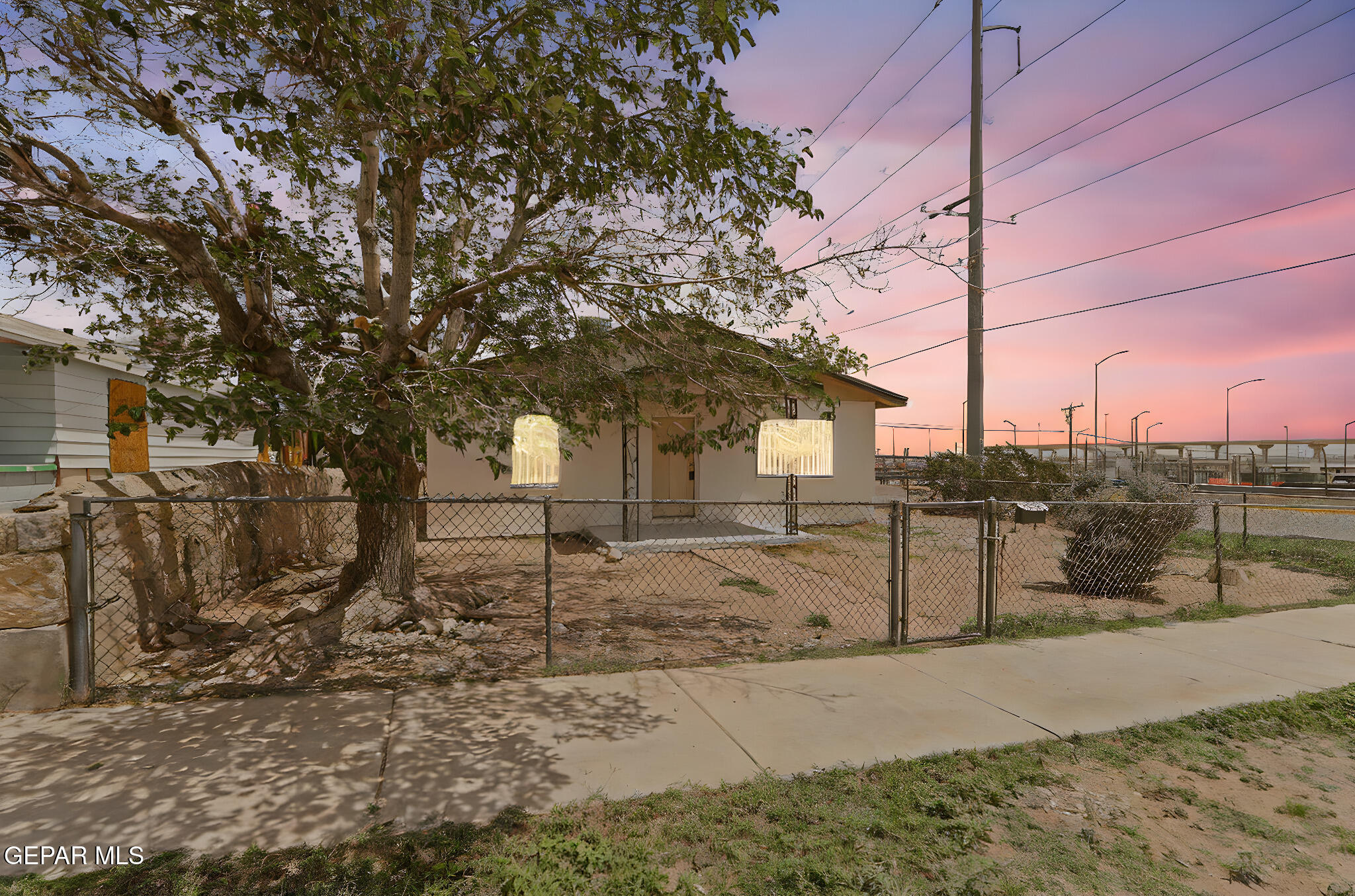 Property Photo:  4029 Lincoln Avenue  TX 79930 