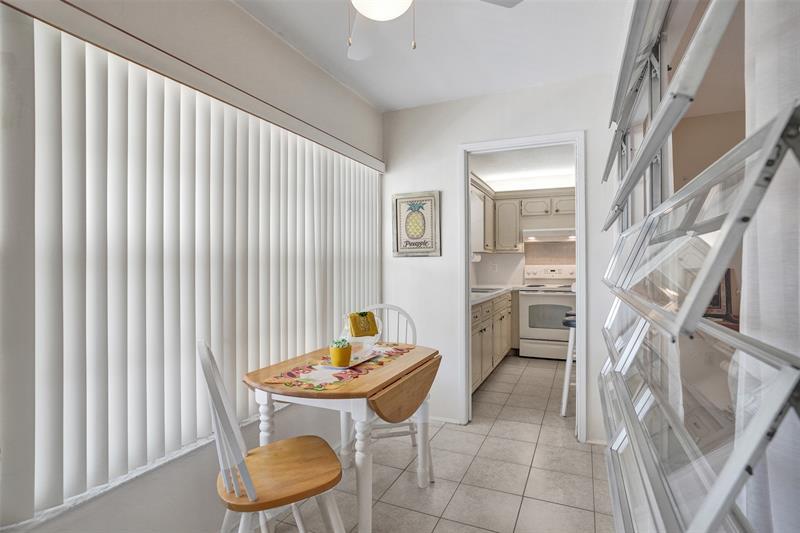 Property Photo:  1300 N 12th Ct 4B  FL 33019 