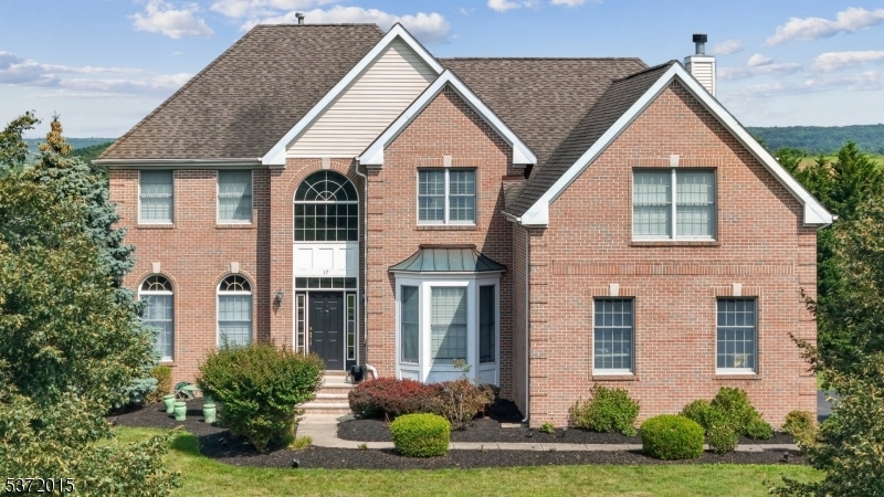 Property Photo:  17 Patrick Henry Pl  NJ 08551 
