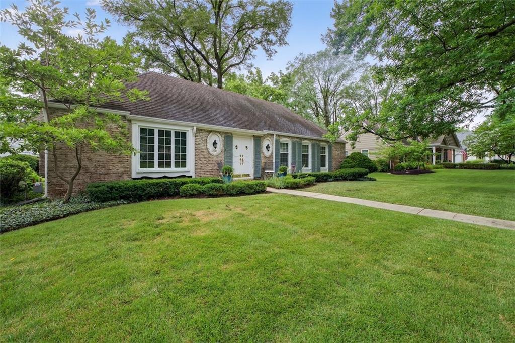 Property Photo: 8200 Wenonga Road KS 66206