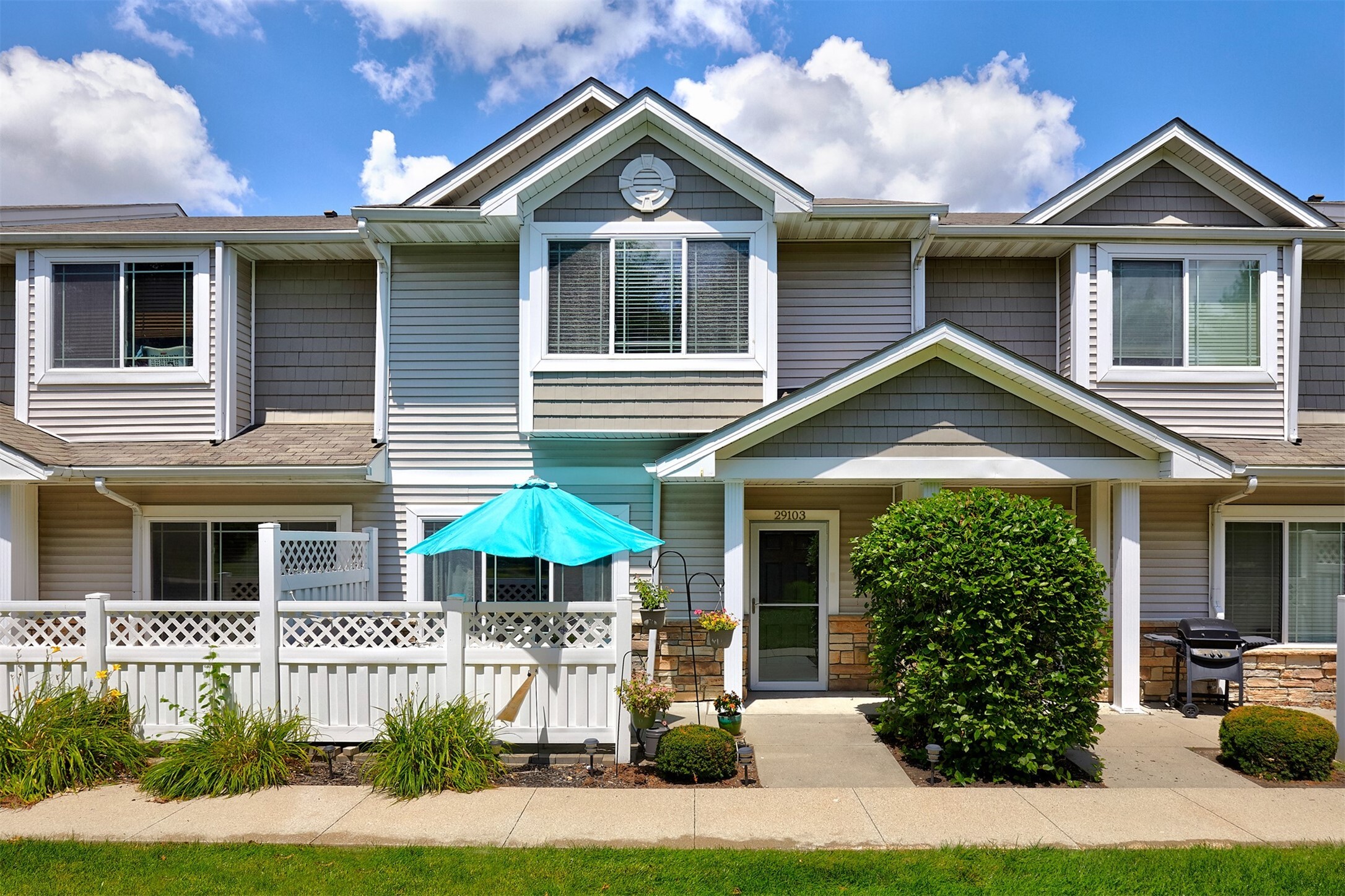 8601 Westown Parkway 29103  West Des Moines IA 50266 photo