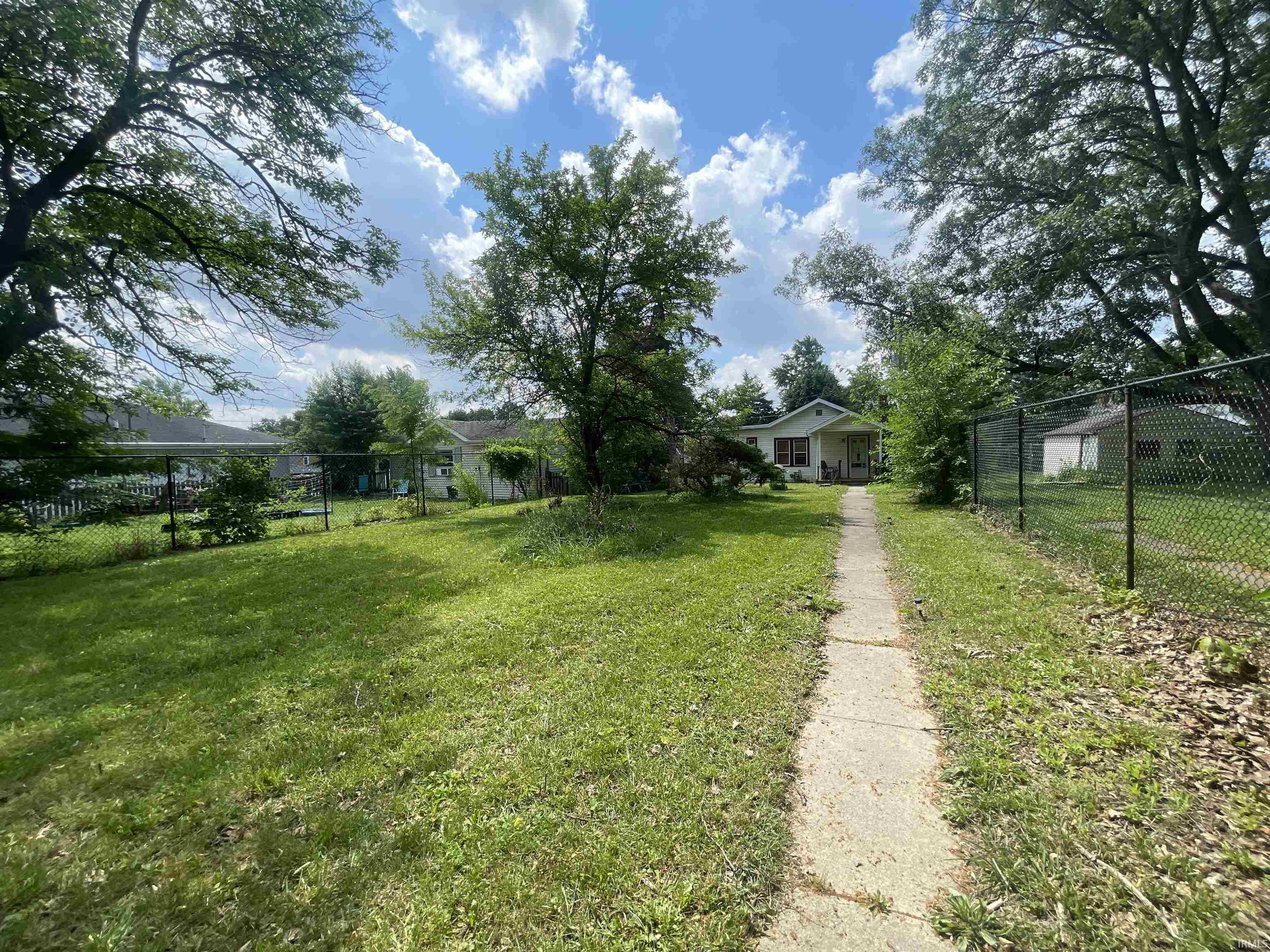 Property Photo:  525 Irene Avenue  IN 46808-3128 