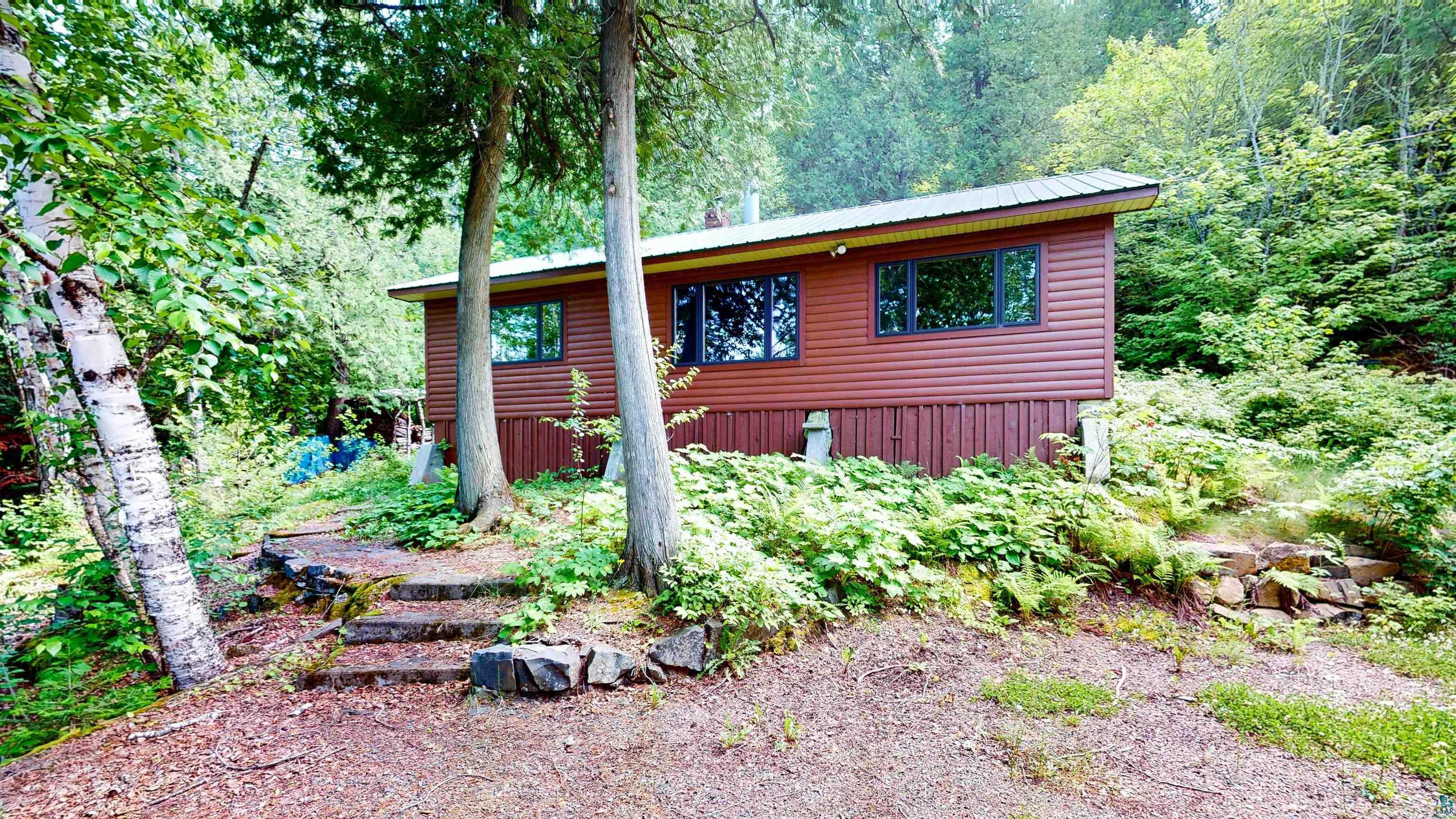 94 S Clearwater Rd  Grand Marais MN 55604 photo