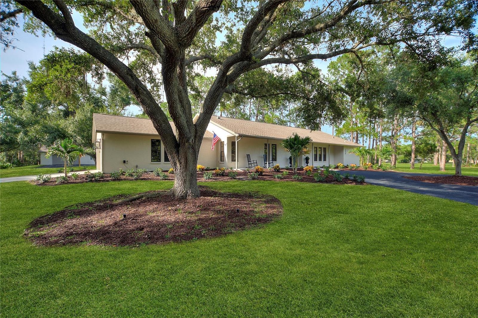 Property Photo:  1429 Ranchero Drive  FL 34240 
