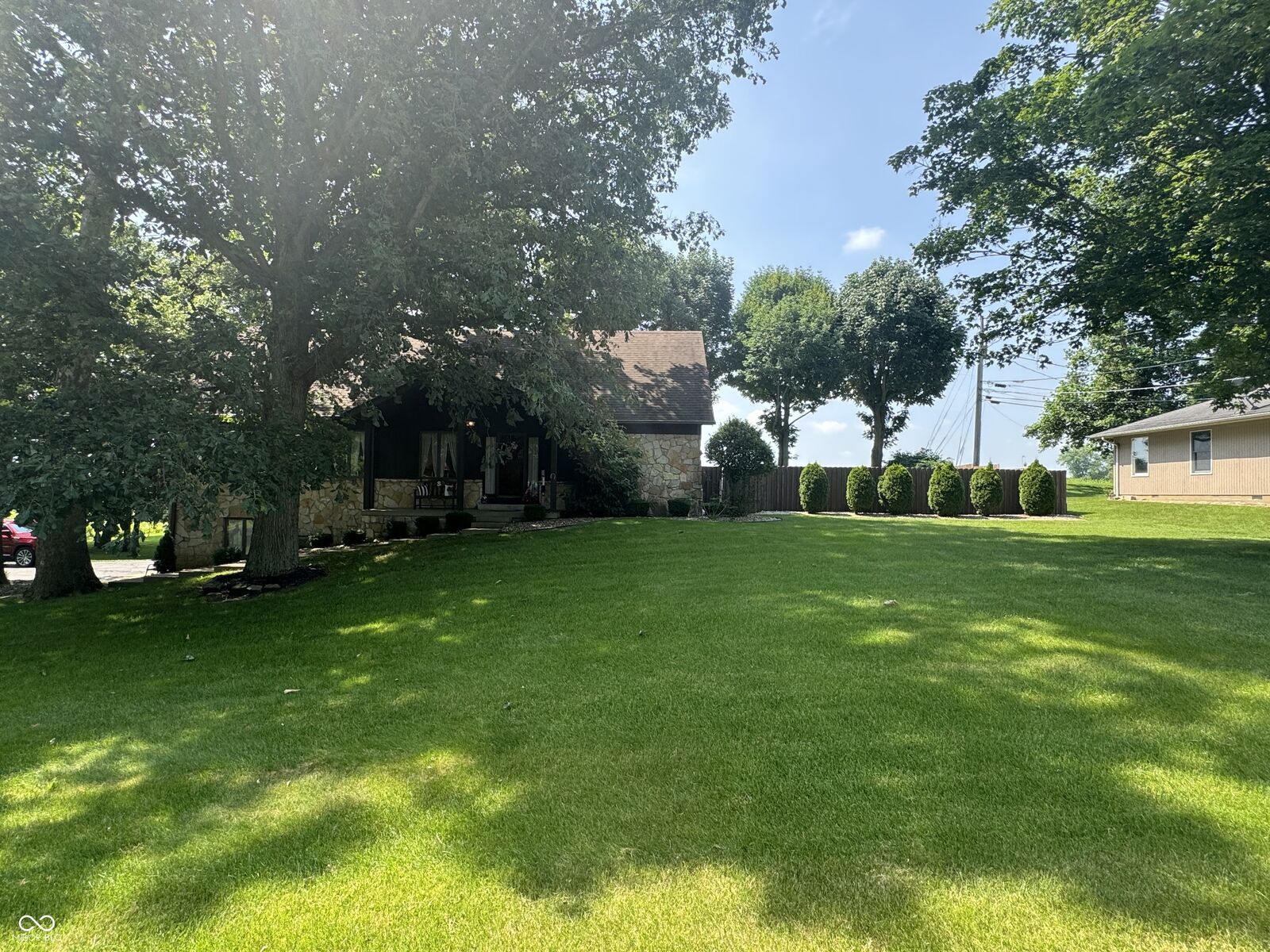 Property Photo:  1205 E Tara Road  IN 47240 