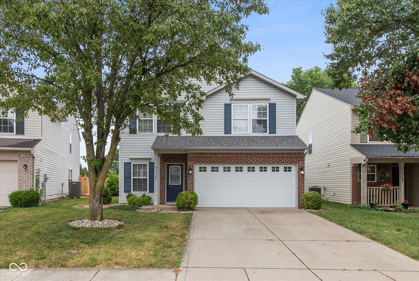 Property Photo:  7121 Parklake Place  IN 46217 