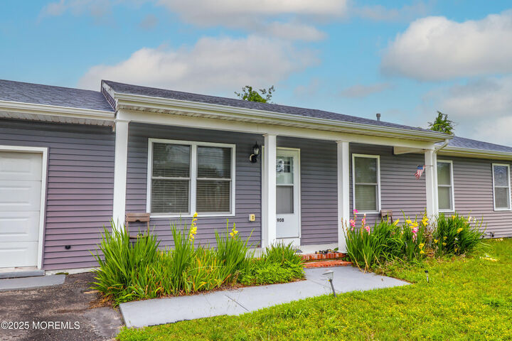 Property Photo:  908 Sarasota Drive  NJ 08731