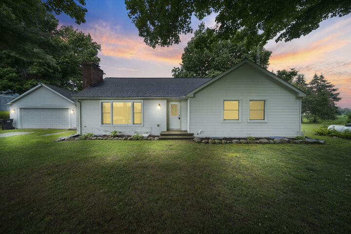 8470 Moscow Road  Jerome MI 49249 photo