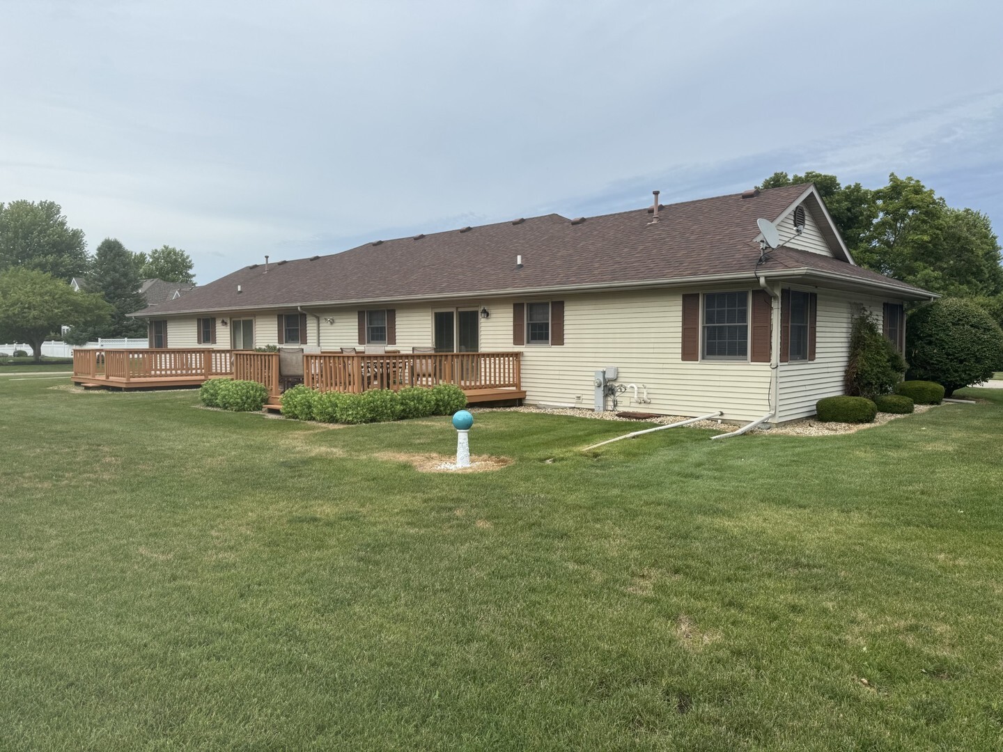 Property Photo: 2510 &Amp 2512 Pulaski Street IL 61354