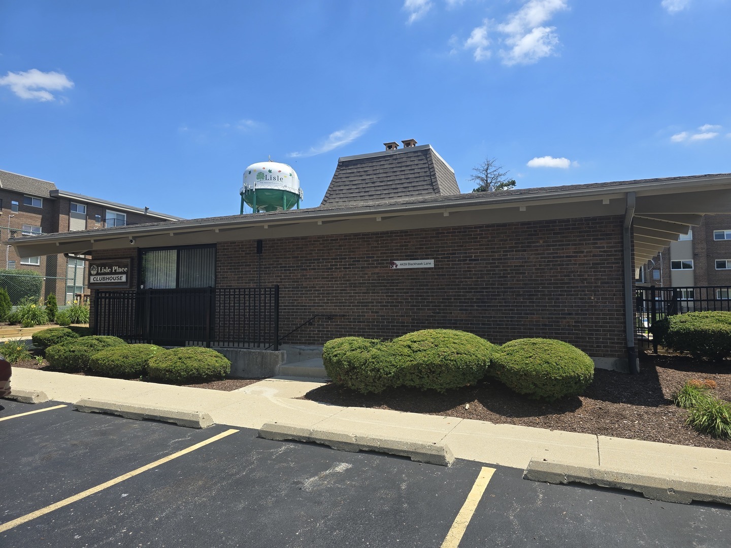 Property Photo: 2301 Beau Monde Lane 206 IL 60532