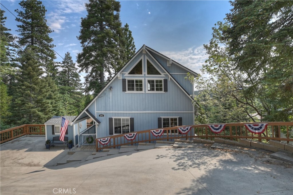 Property Photo: 26354 Spyglass Drive CA 92352