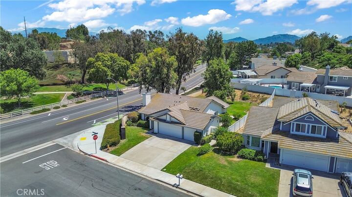 Property Photo: 41402 Willow Run Road CA 92591