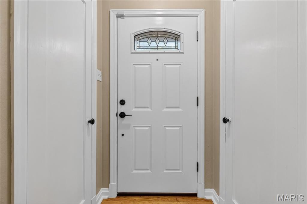 Property Photo: 817 Gerald Place MO 63135