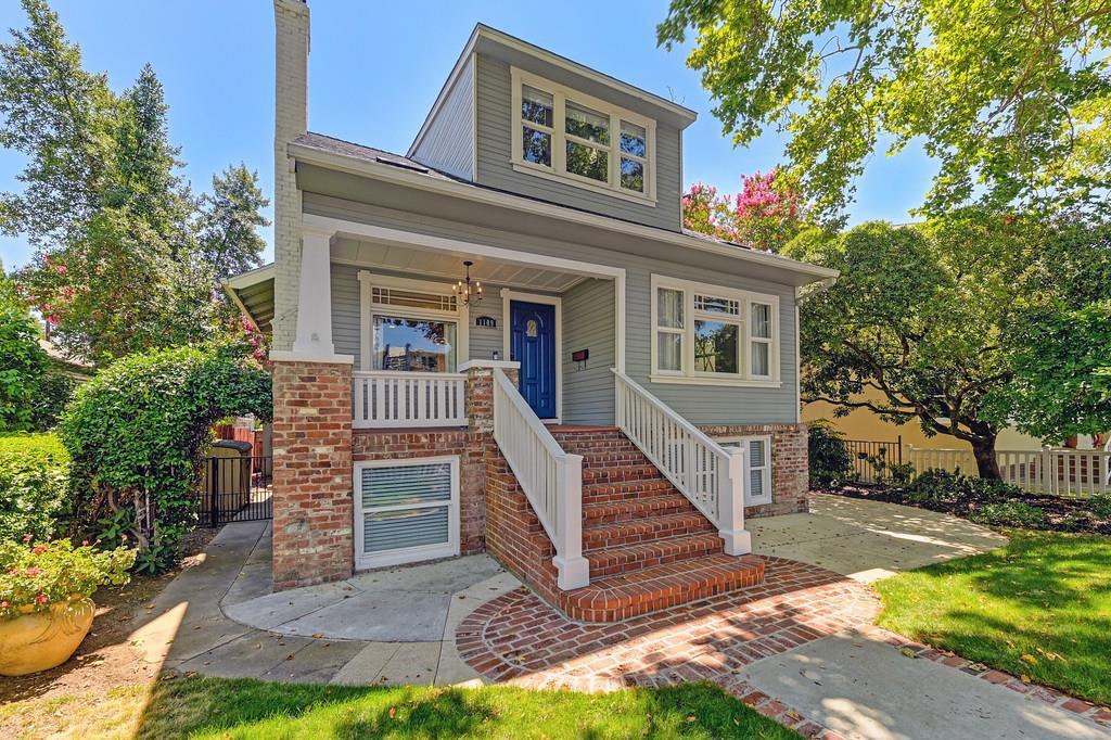 Property Photo: 1109 39th Street B CA 95816