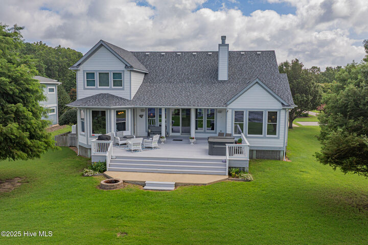 Property Photo: 110 Waterside Drive NC 27941