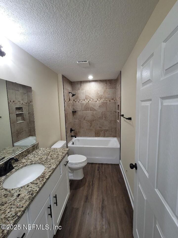 Property Photo: 2530 Cosmos Avenue FL 32068