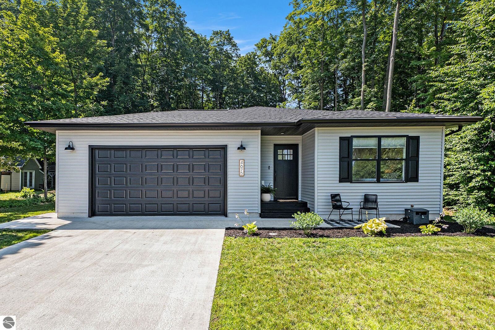 Property Photo:  4675 Choice Circle  MI 49685 