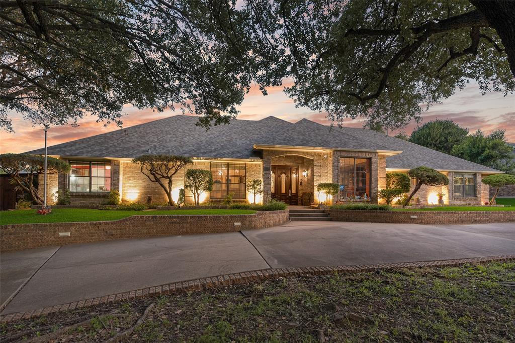 Property Photo:  1360 Green Hills Court  TX 75137 