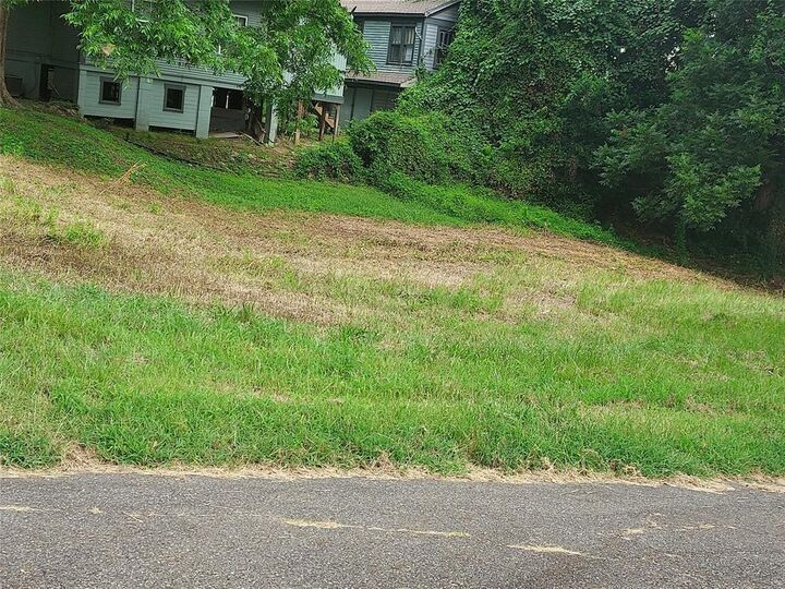 Property Photo:  662 Buckelew  LA 71104 