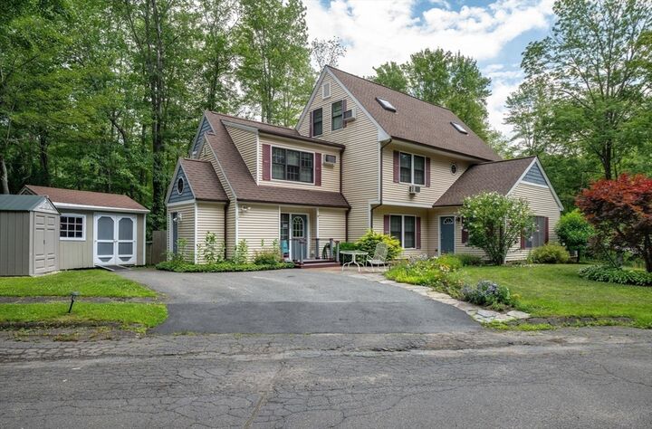 Property Photo:  123 Maplewood Circle  MA 01002 