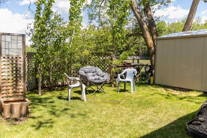 Property Photo: 12036 Twp Rd 422 35 AB T0C 2J0
