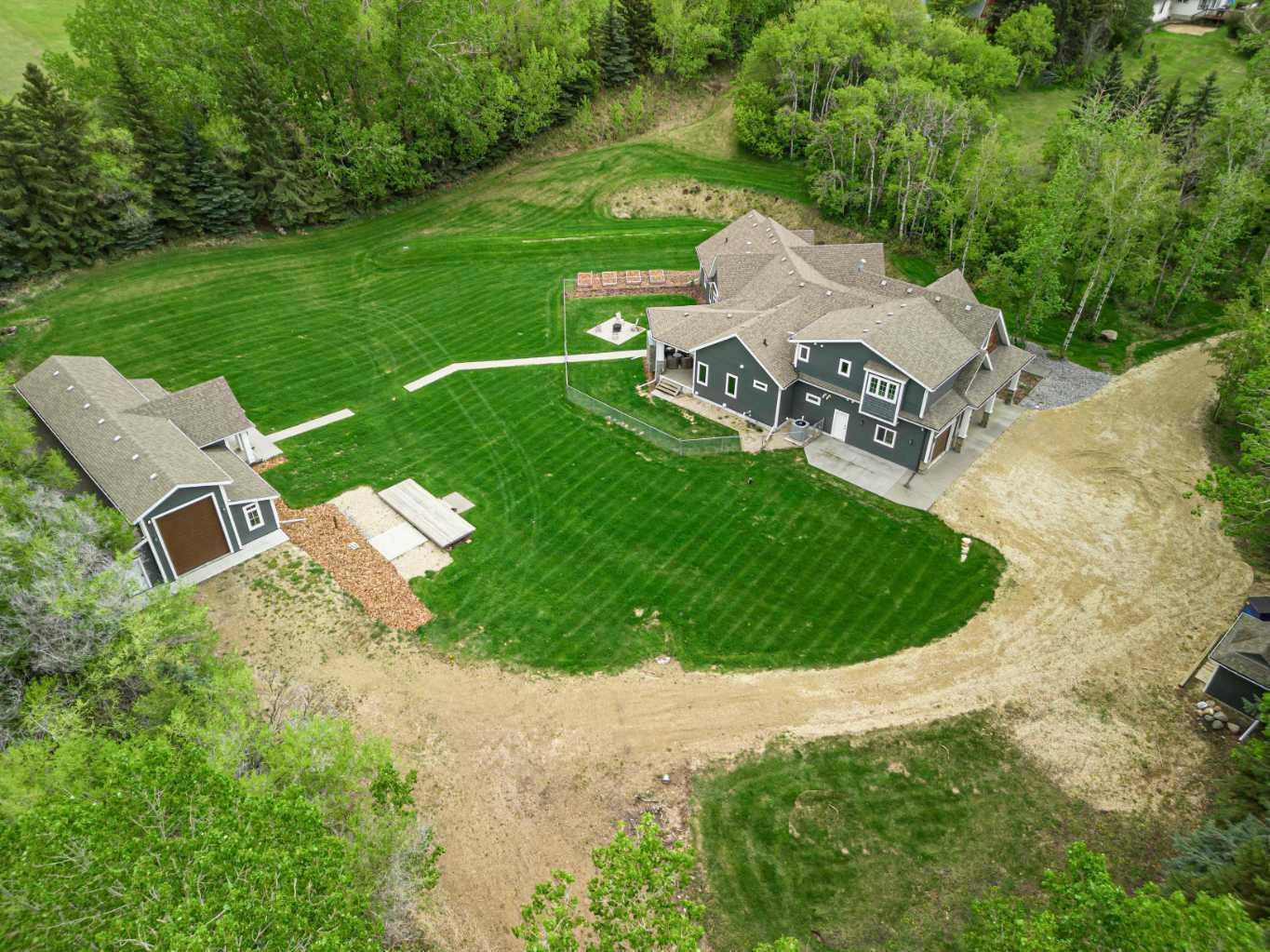 Property Photo:  38349 Range Road 270 14  AB T4E 1A2 