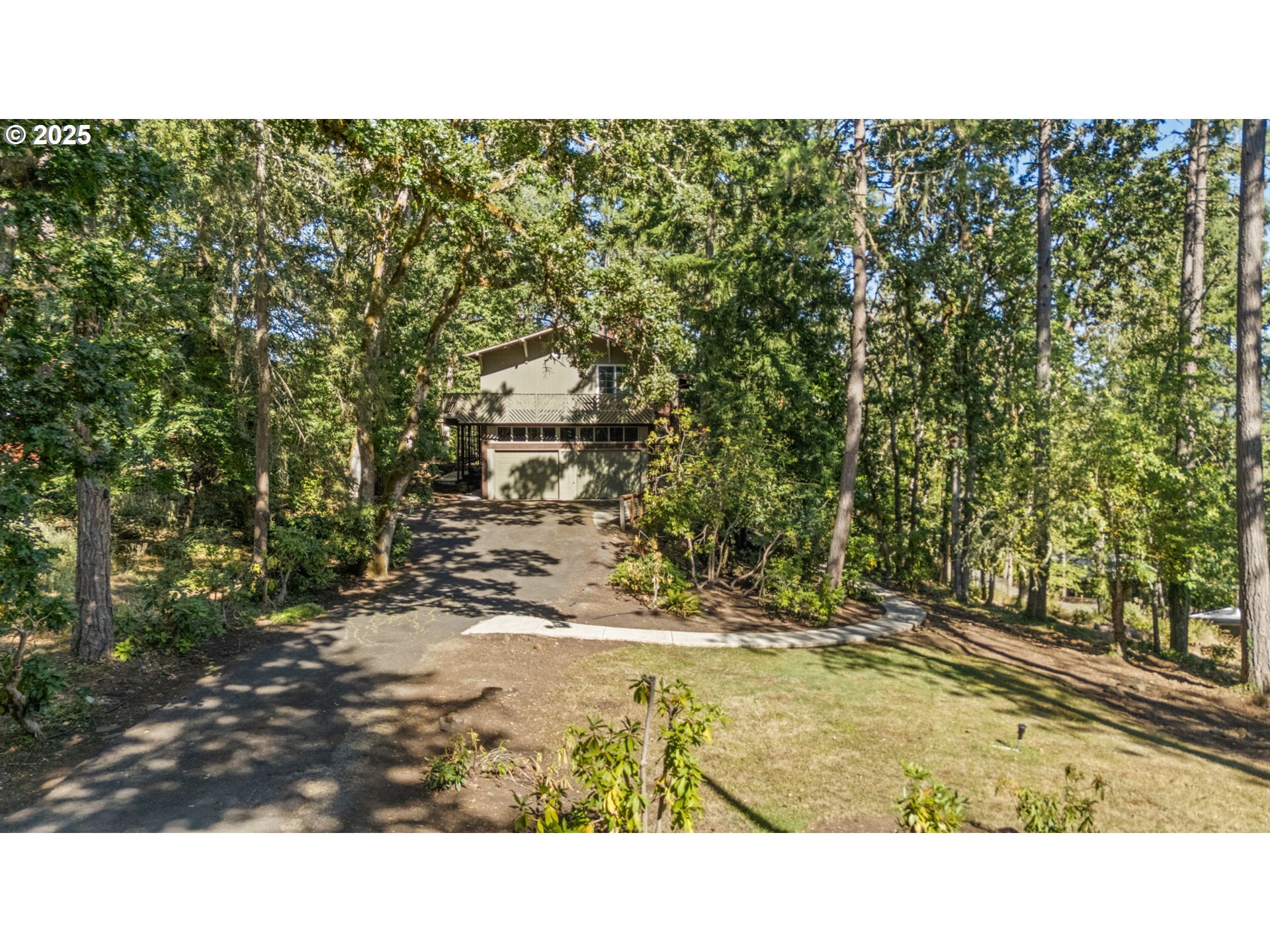 Property Photo:  3255 Olive St  OR 97405 