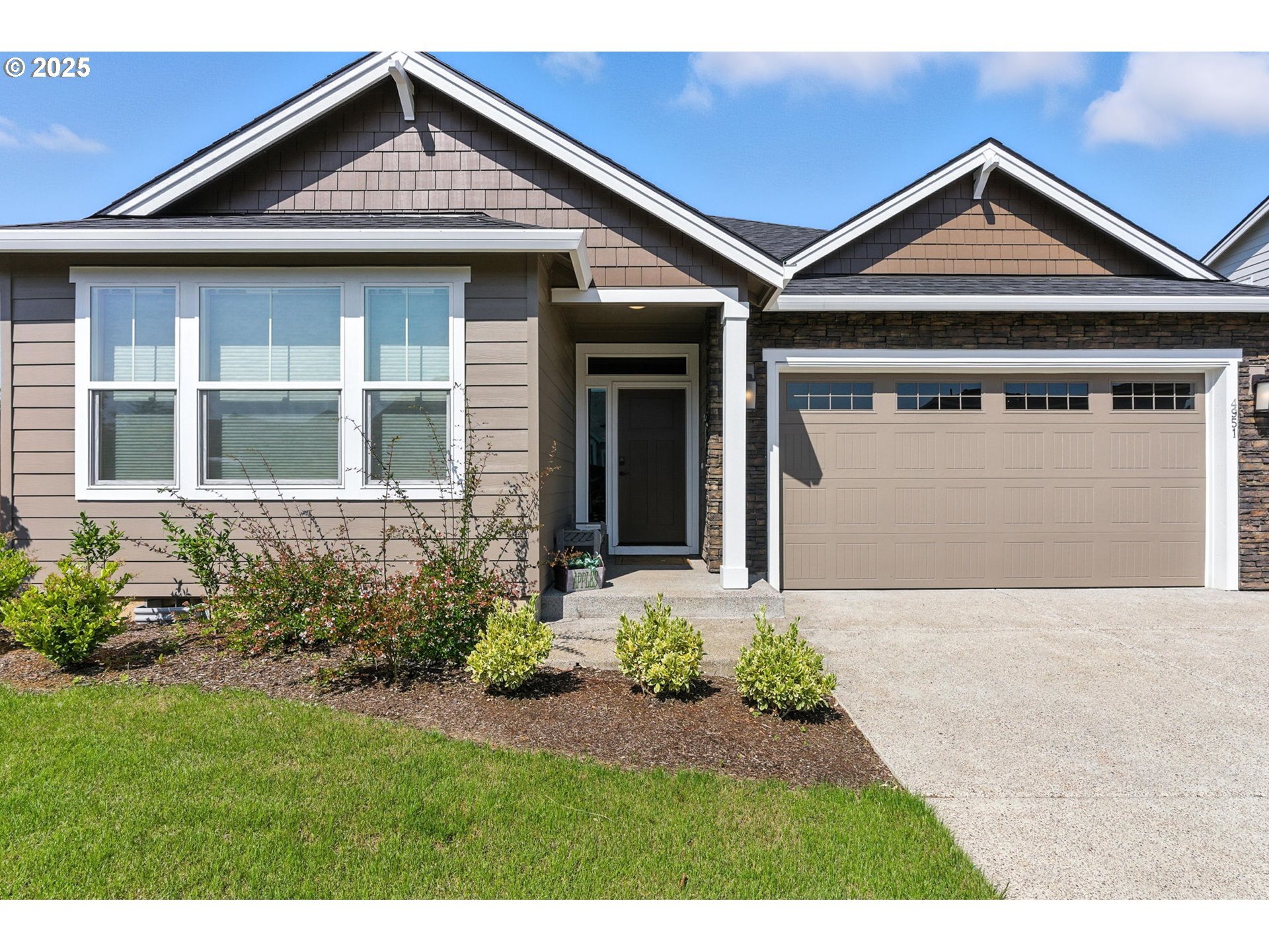 4951 SW Day Ln  Gresham OR 97080 photo