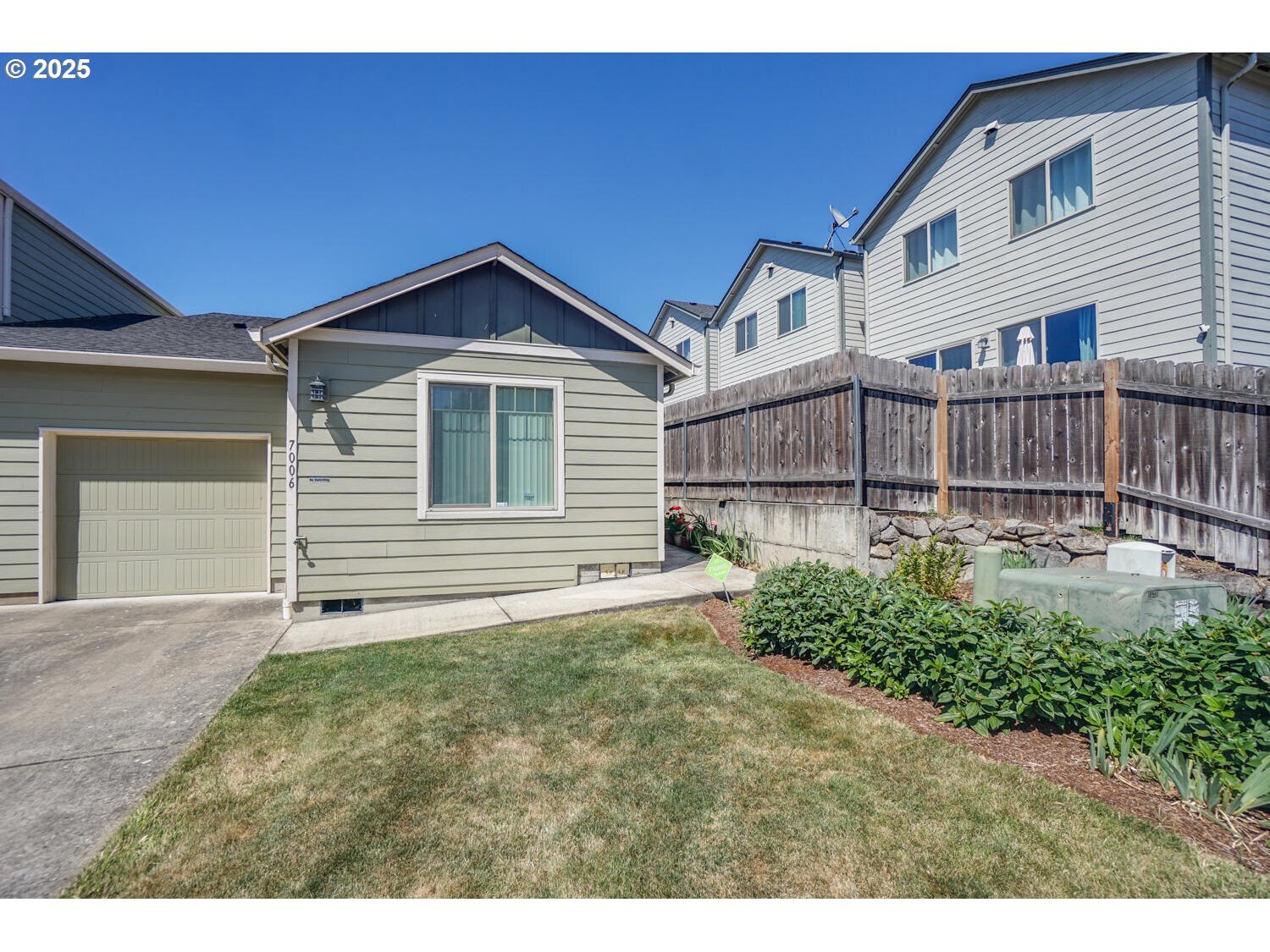 Property Photo:  7006 NE 61st St  WA 98661 