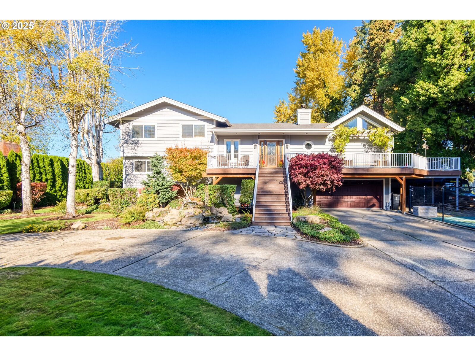 Property Photo:  14089 NE River Vista Ln  OR 97002 