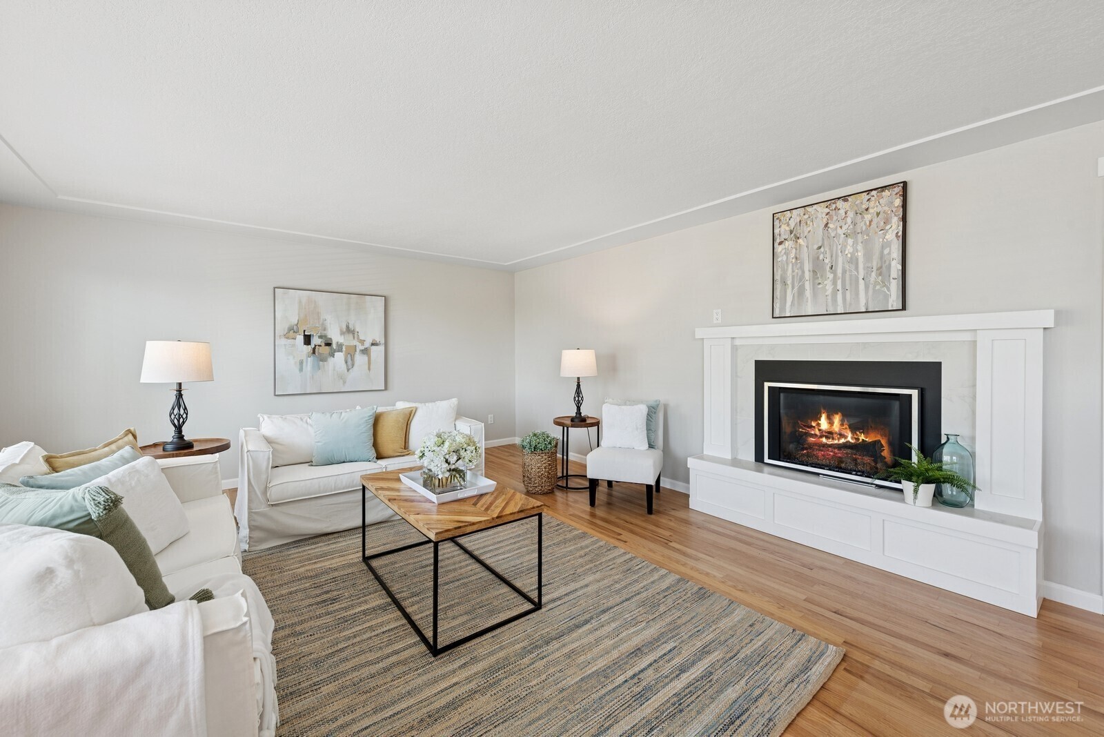 Property Photo: 918 Daley Street WA 98020