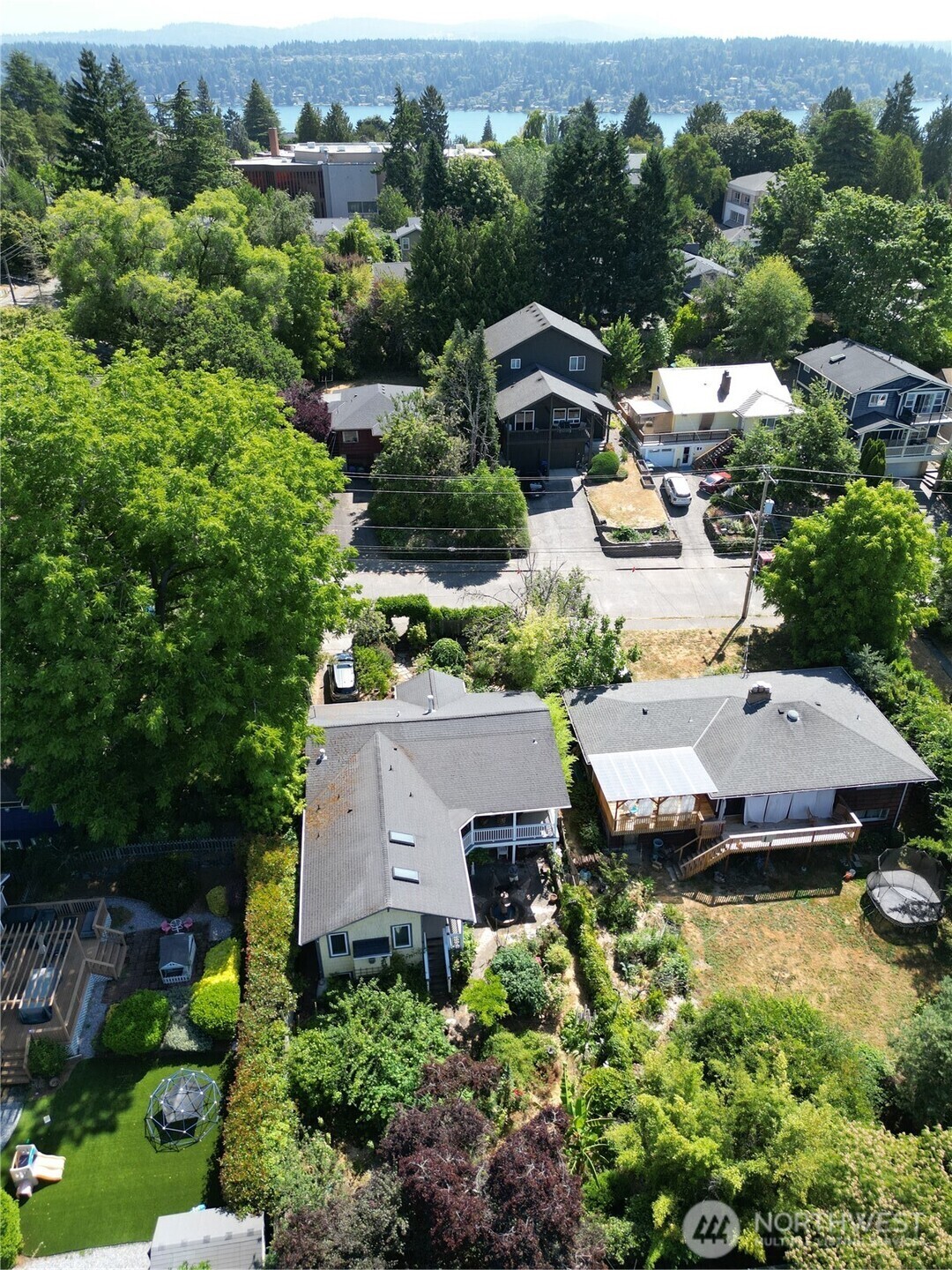 Property Photo: 6511 51st Avenue S WA 98118