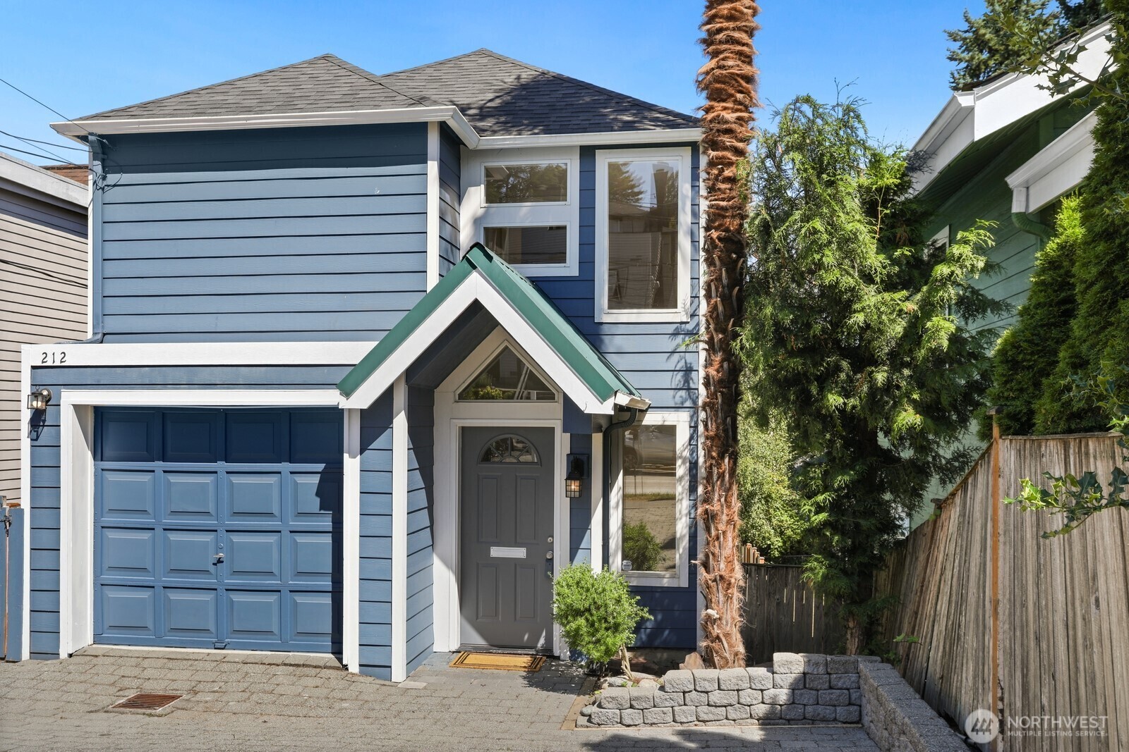 212  27th Avenue E  Seattle WA 98112 photo