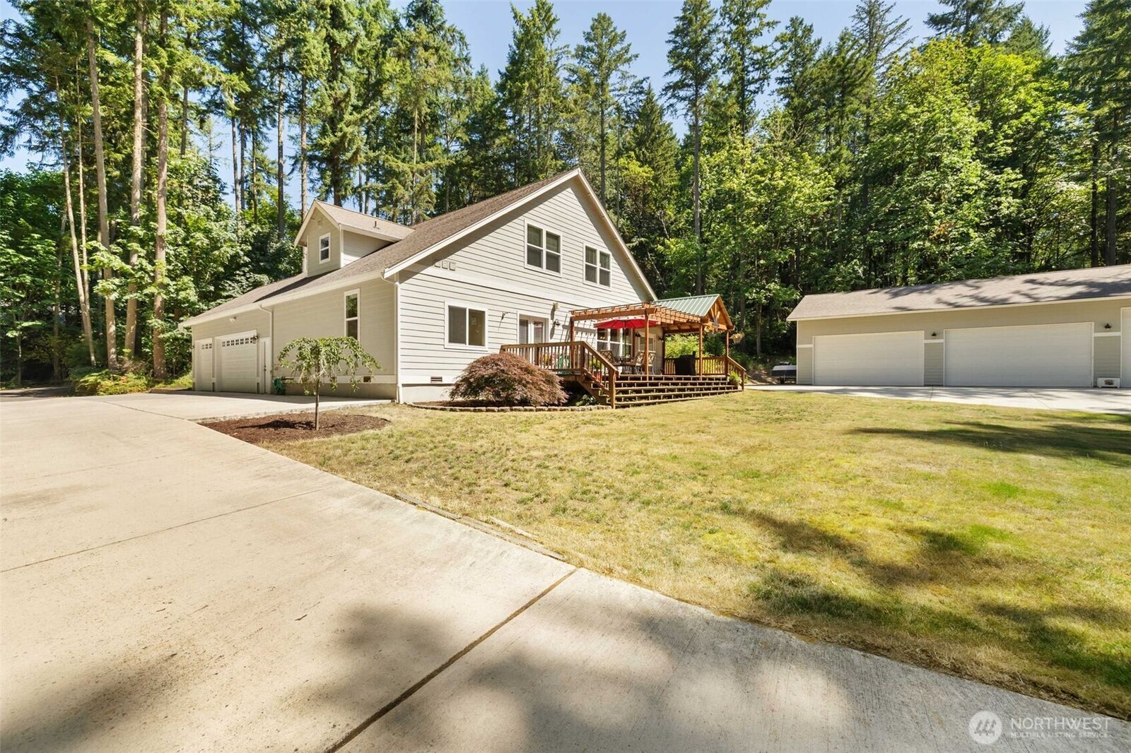 Property Photo: 4001 35th Avenue NW WA 98335