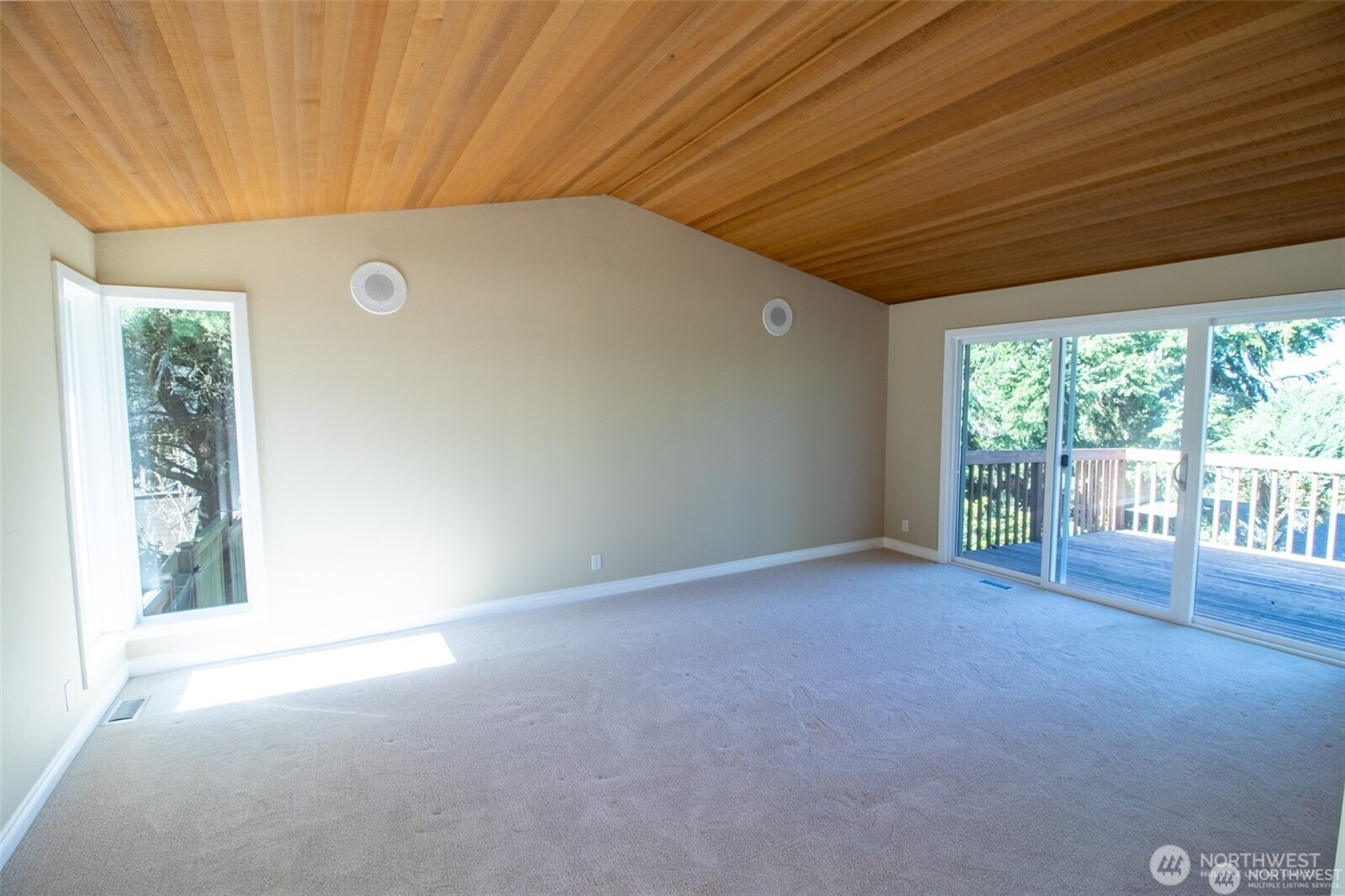 Property Photo:  14714 SE 49th Street  WA 98006 