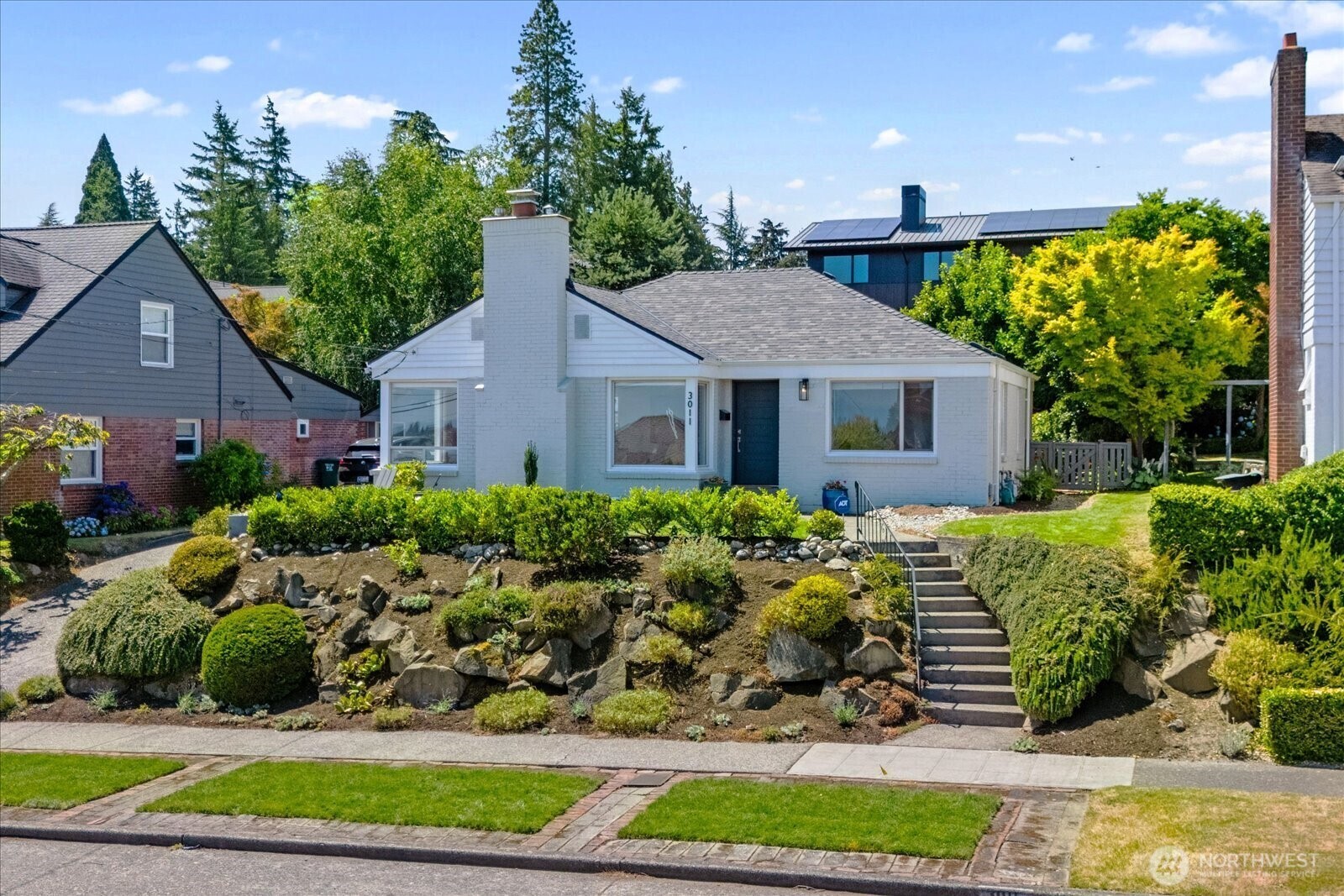3011  38th Avenue W  Seattle WA 98199 photo