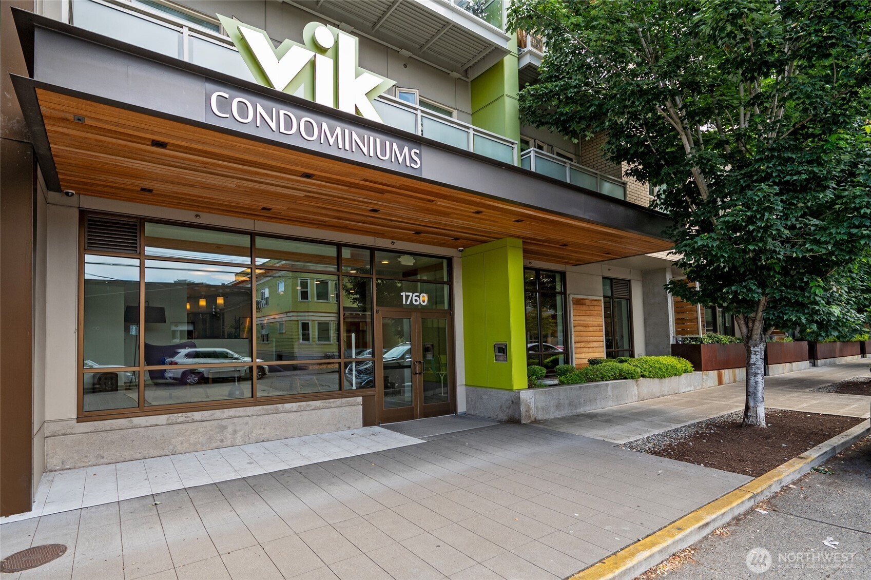 Property Photo:  1760 NW 56th Street 601  WA 98107 