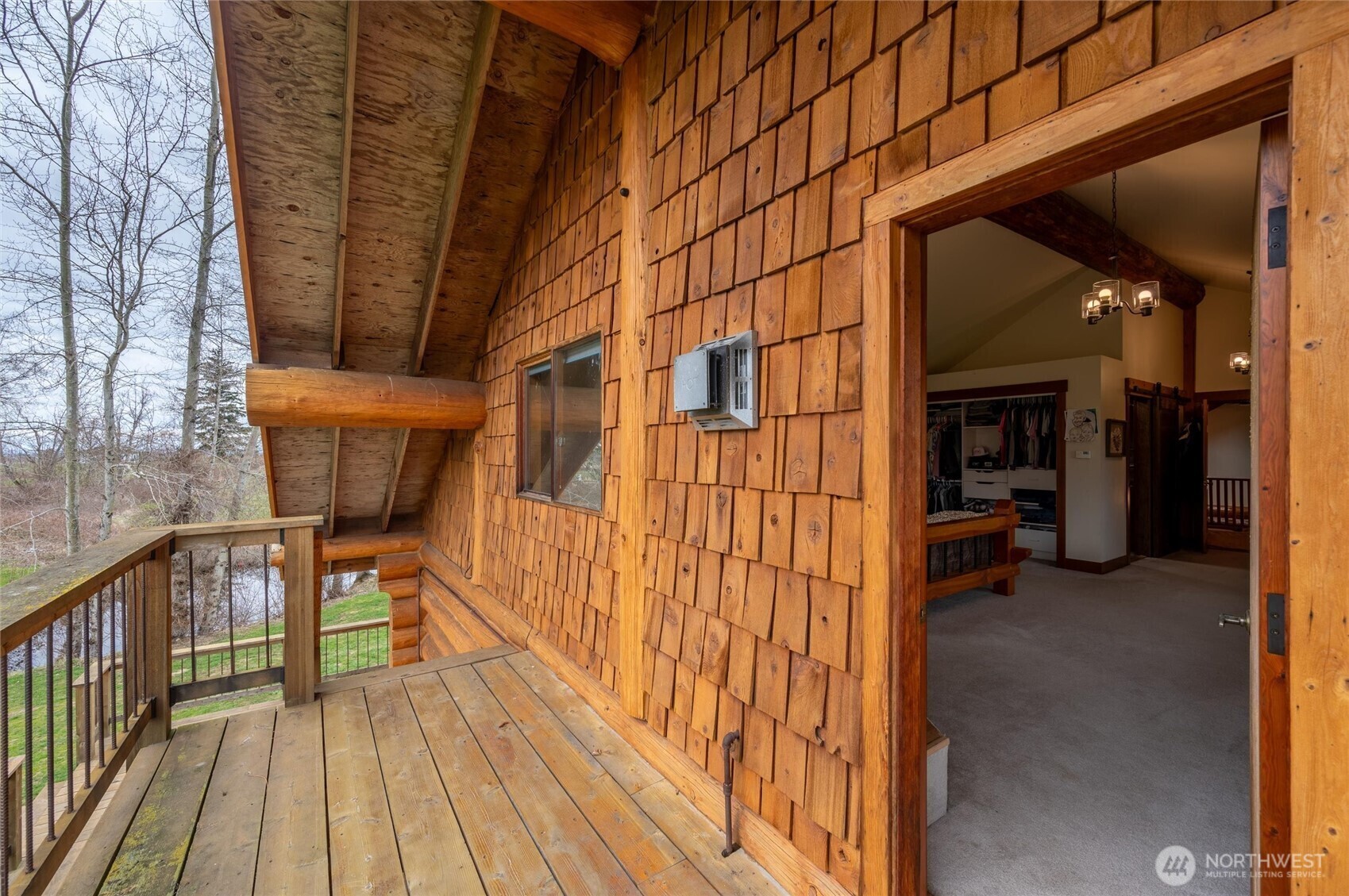 Property Photo: 3883 Everett Lane WA 98248